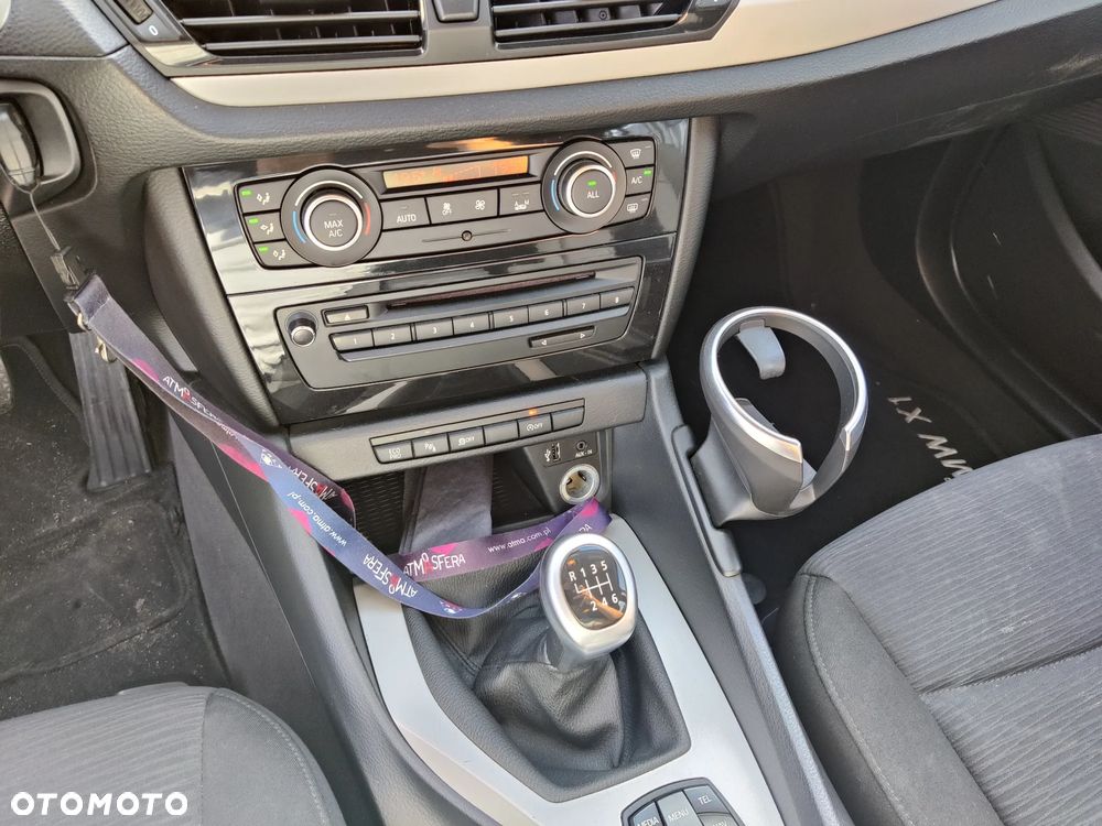 BMW X1 sDrive18d - 11
