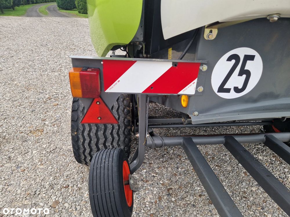 Claas VARIANT 380 - 18