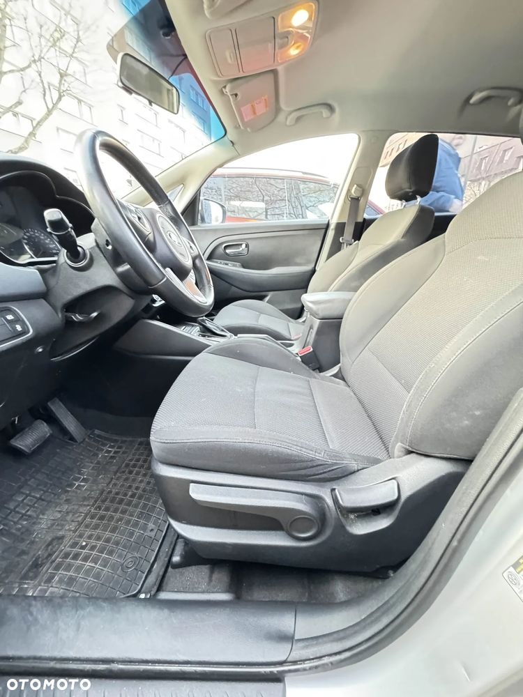 Kia Carens 2.0 GDI Automatik Vision - 9