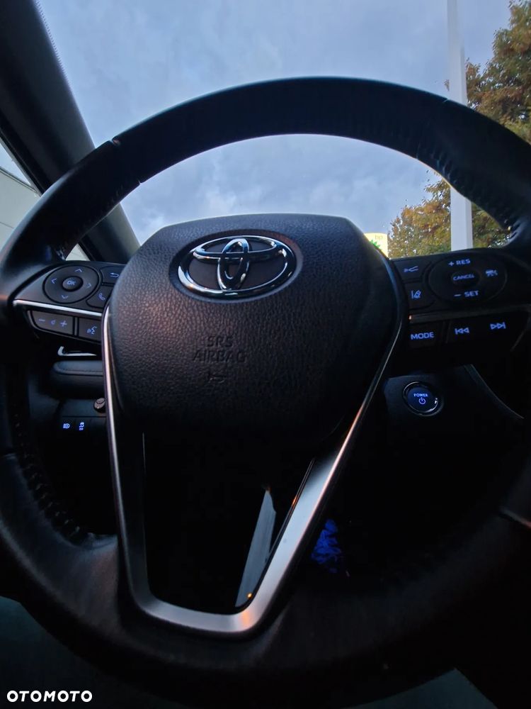 Toyota Camry 2.5 Hybrid Comfort CVT - 12