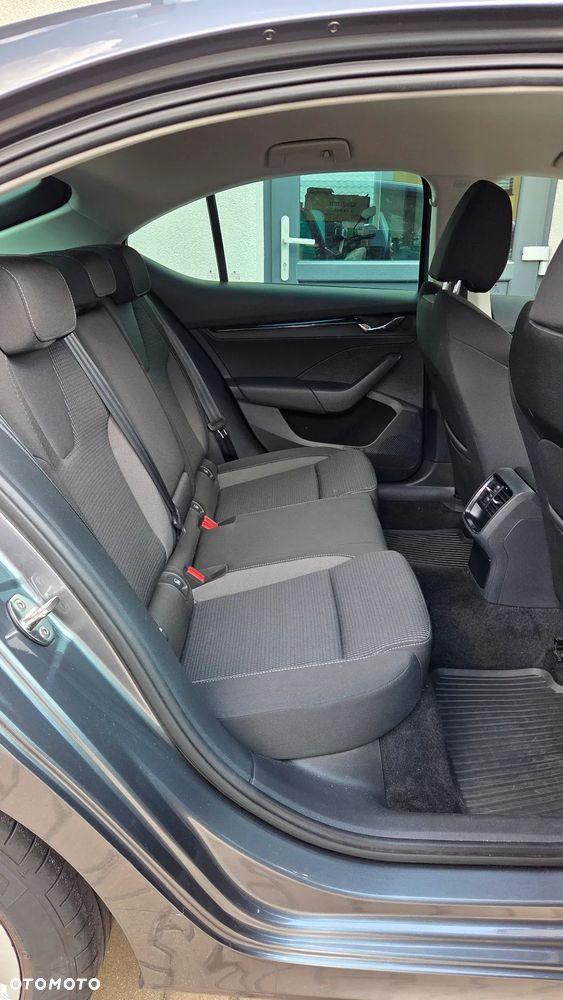 Skoda Octavia 1.0 TSI e-Tec Ambition DSG - 24
