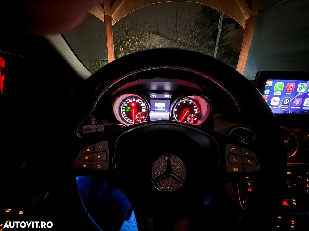 Mercedes-Benz GLA 180 - 11