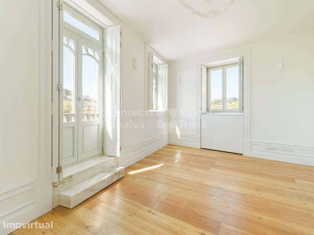 Apartamento T1 com varanda junto ao Rio Douro, Porto - Grande imagem: 3/31