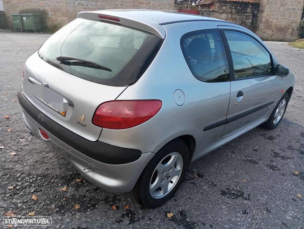 Peugeot 206 - 3