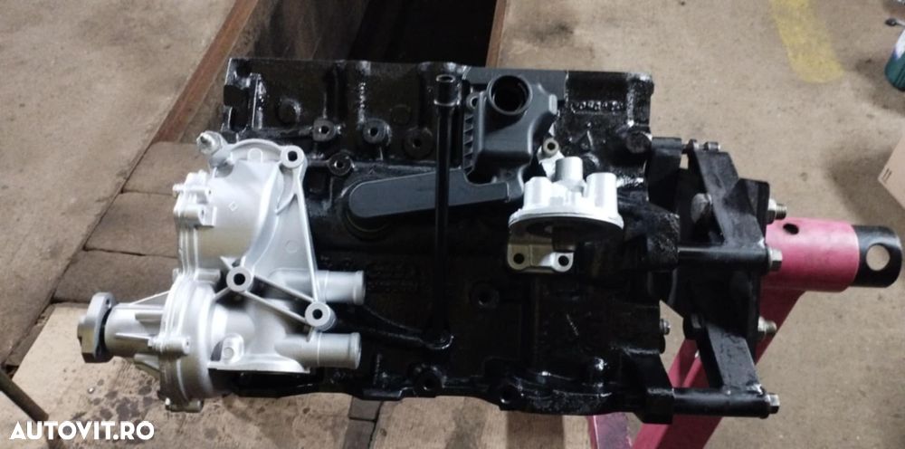 Volkswagen Golf - 22