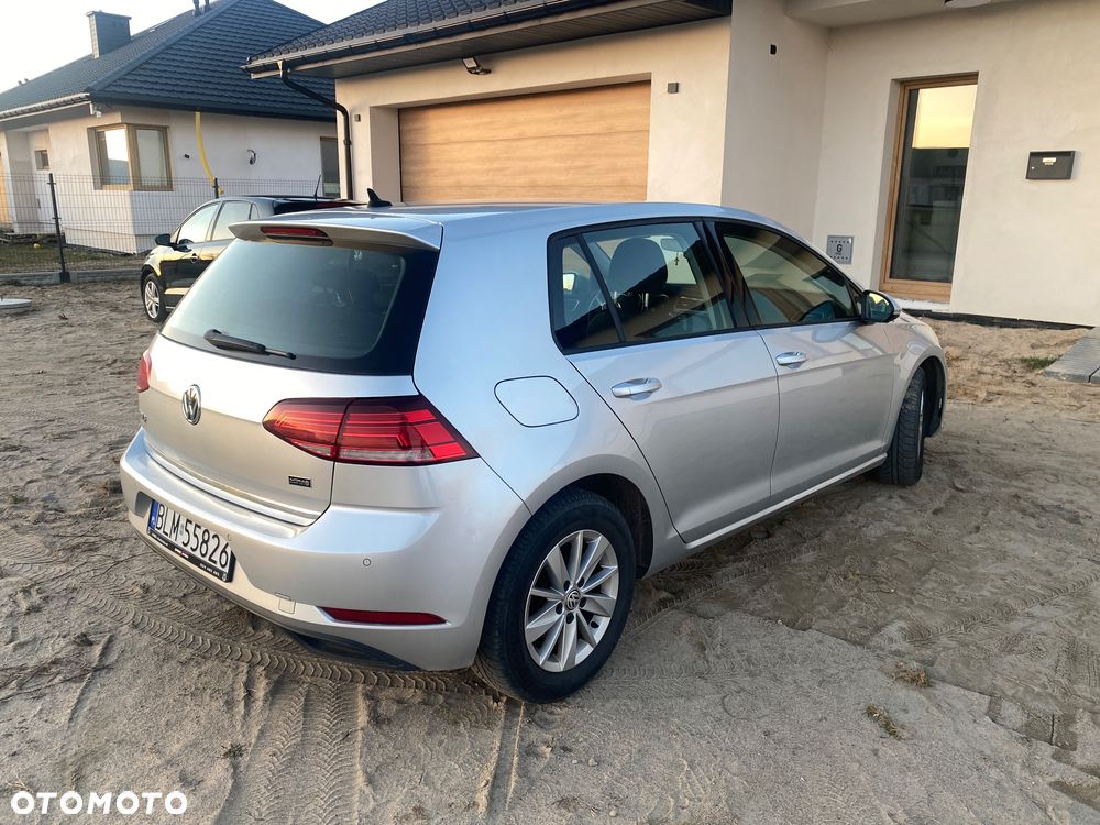 Volkswagen Golf 1.6 TDI BMT Comfortline - 3