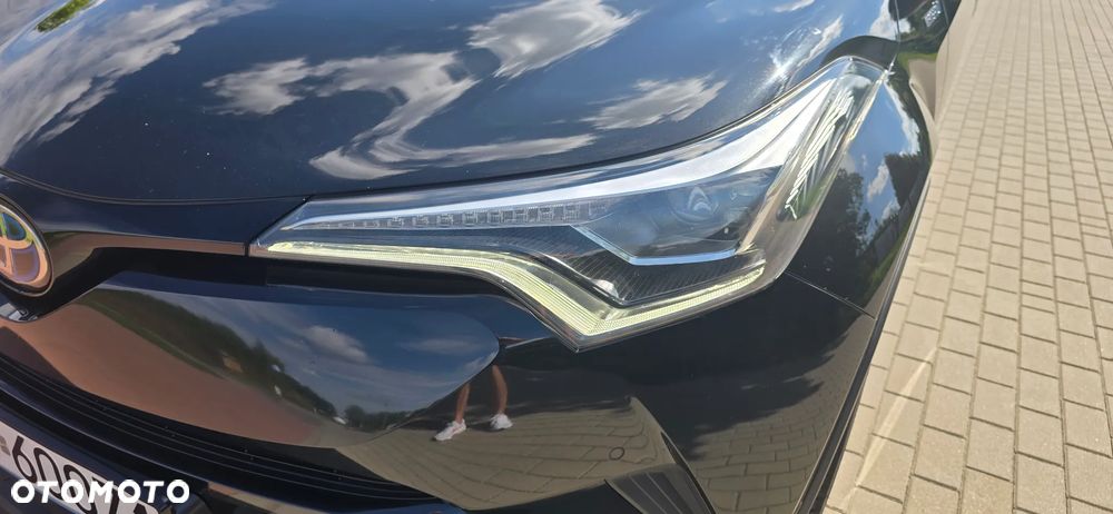 Toyota C-HR 1.8 Hybrid Prestige - 11