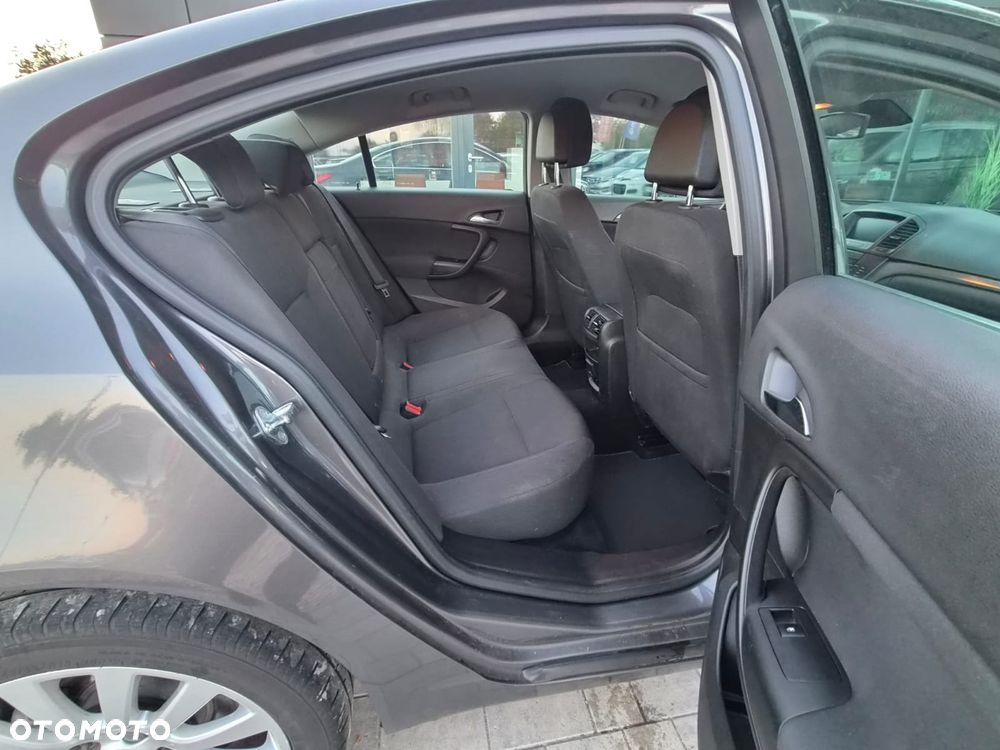 Opel Insignia 1.8 - 25