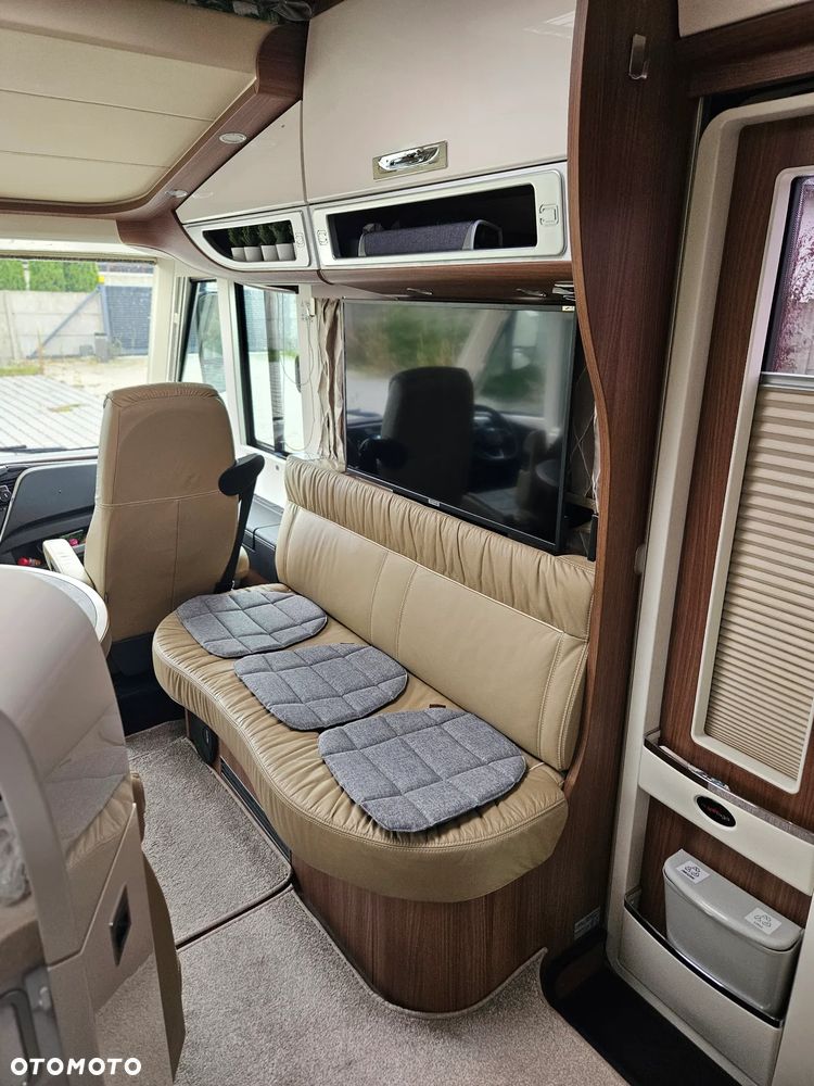 Carthago S-PLUS 64 XL QB - 18