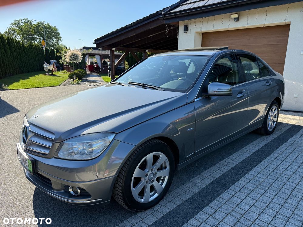 Mercedes-Benz Klasa C 180 CGI Automatik BlueEFFICIENCY Elegance - 3