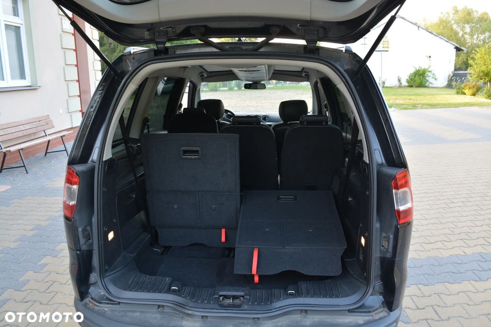 Ford Galaxy - 22