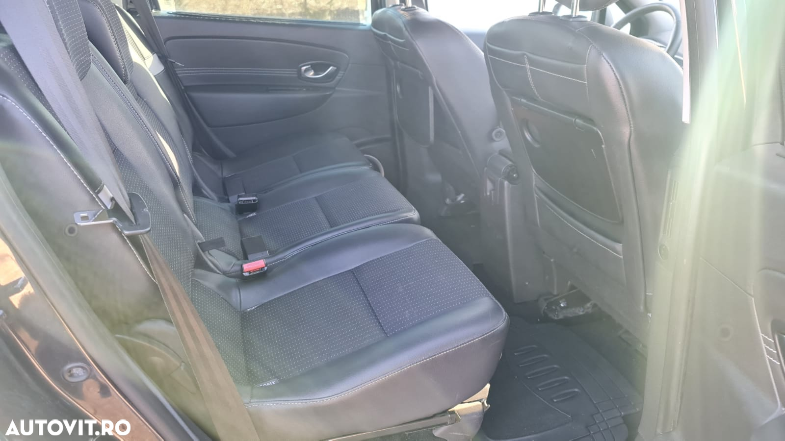 Renault Scenic 1.9dCi Privilege - 10