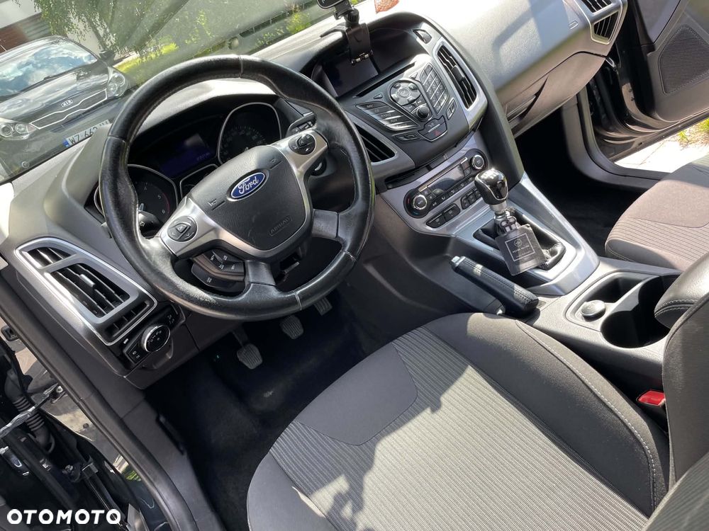 Ford Focus 1.6 TDCi Titanium ECOnetic - 6