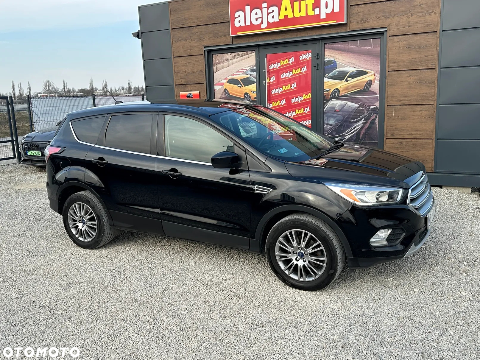 Ford Kuga - 10
