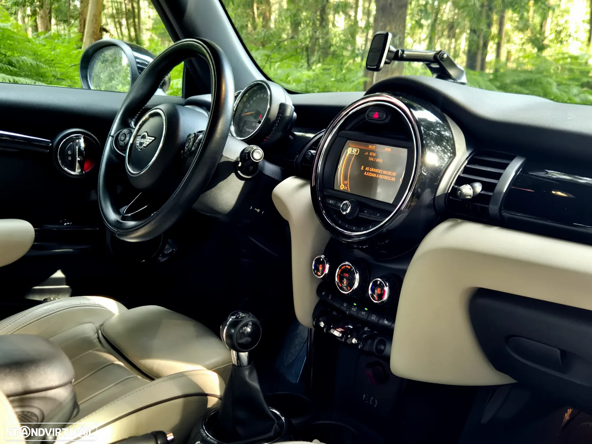 MINI 3 Portas Cooper D - 20