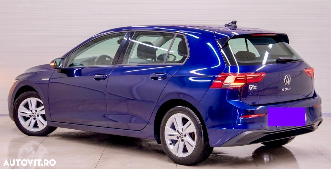 Volkswagen Golf - 4