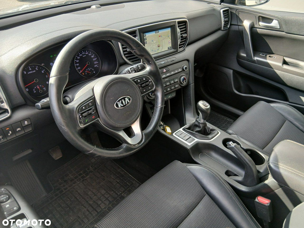 Kia Sportage - 13