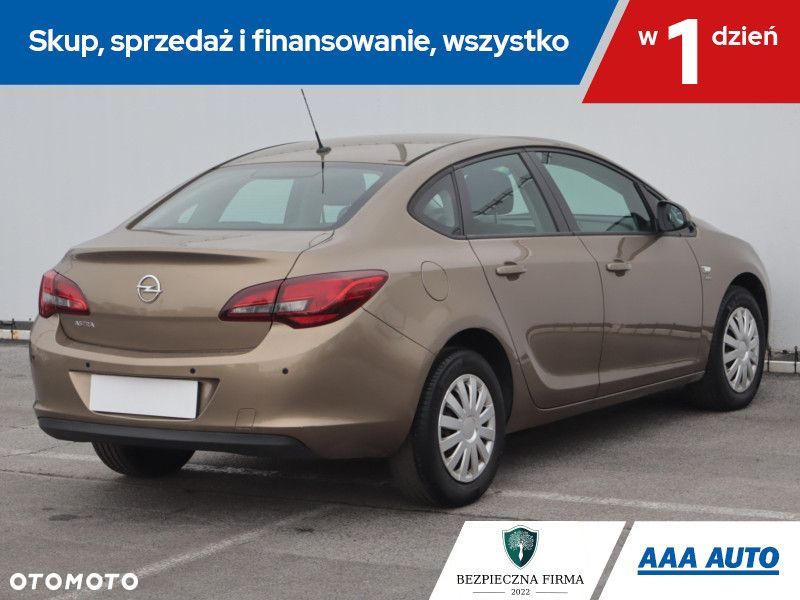 Opel Astra - 7