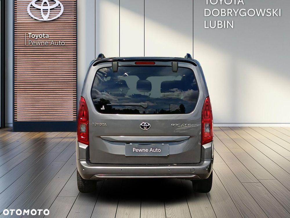 Toyota Proace City Verso 1.2 D-4T Family - 4