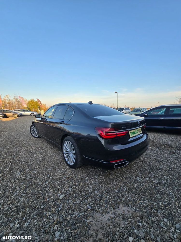 BMW Seria 7 740d xDrive - 5