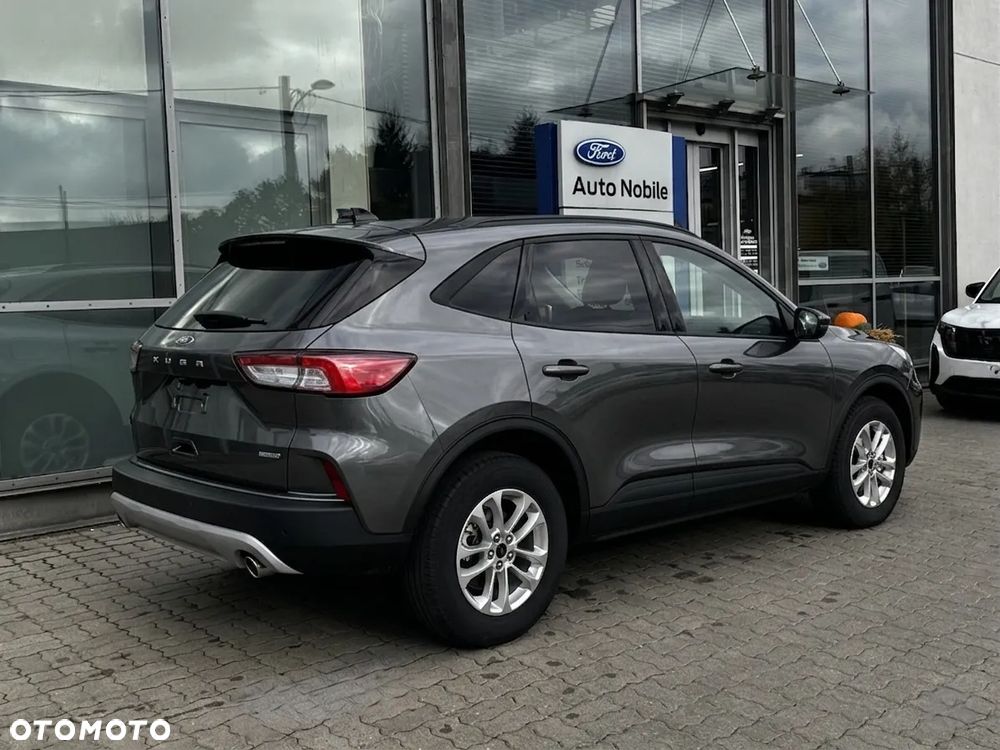 Ford Kuga 1.5 EcoBoost FWD Titanium - 5