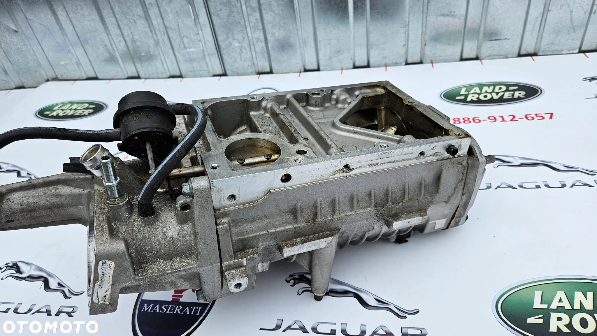 Jaguar Xj 351 2010-2015 5.0 SC 510KM 508PS Kompresor silnika Śruba  9W83-6F0666-FA - 3