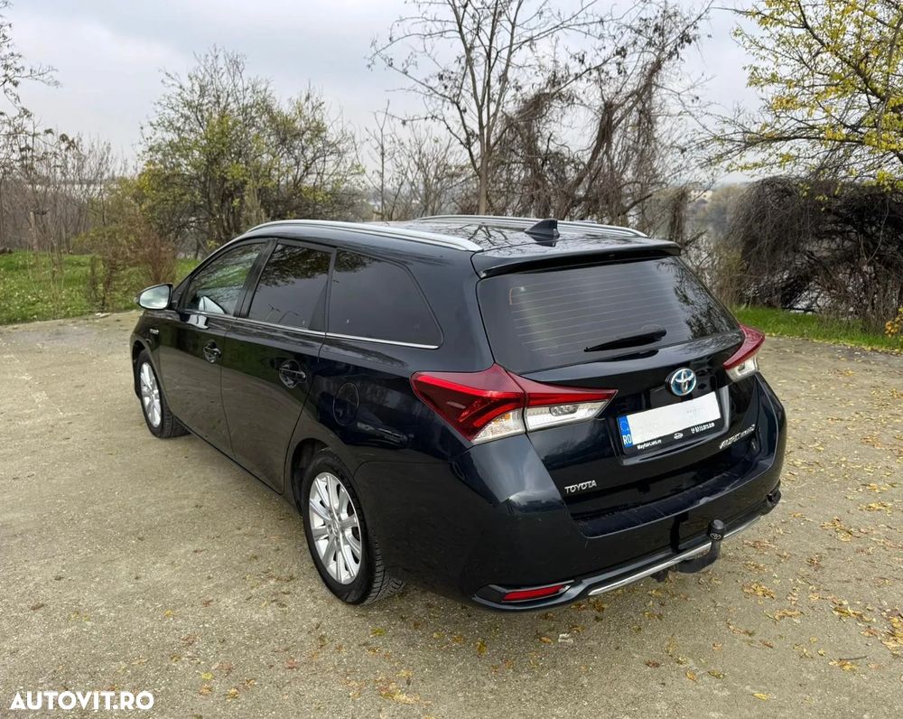 Toyota Auris 1.8 L VVT-i TS Hybrid Luna - 6