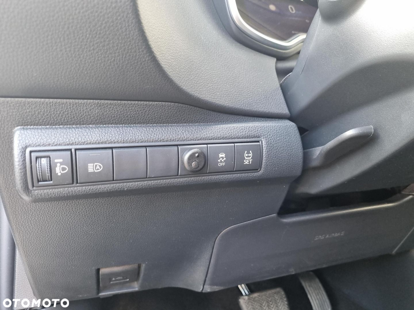 Toyota Corolla - 18