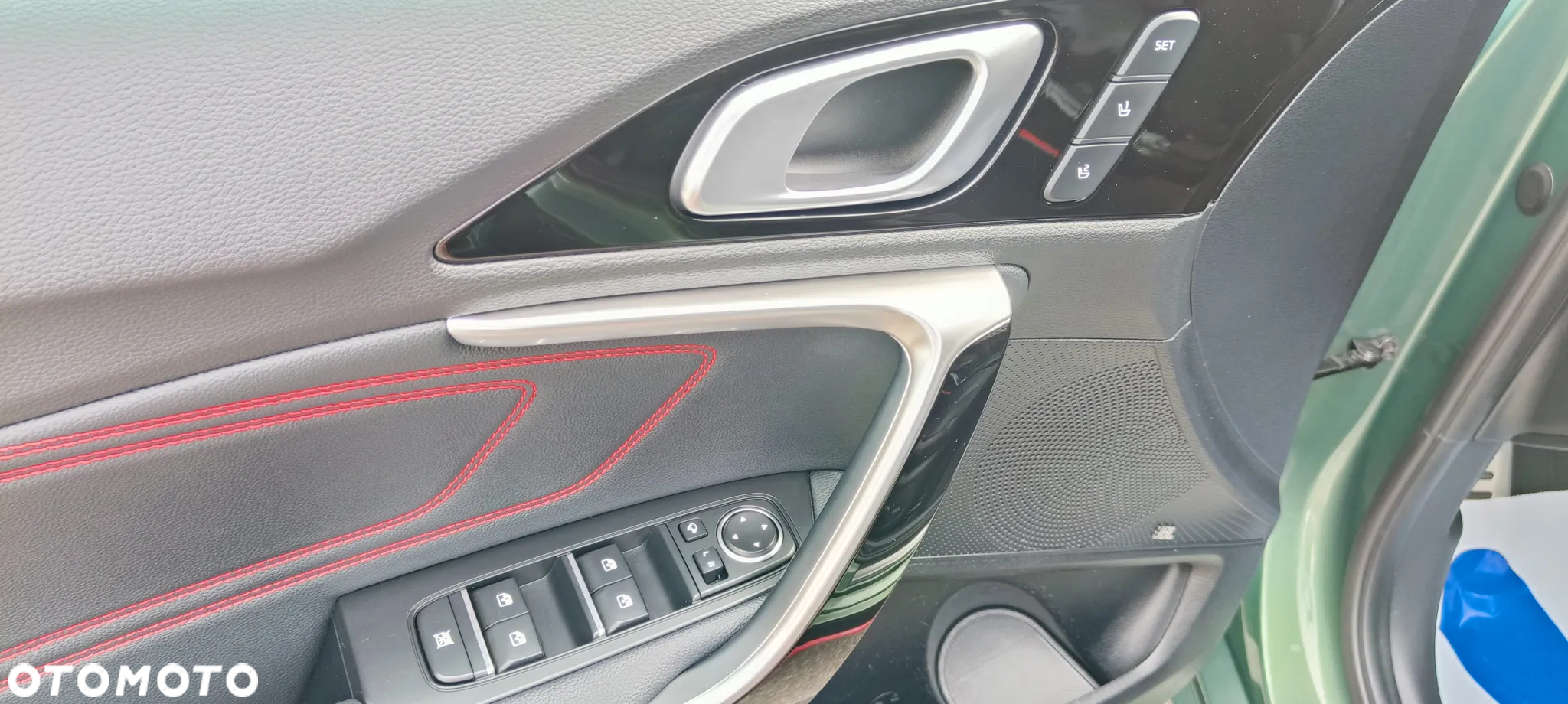 Kia ProCeed 1.6 T-GDI GT DCT - 14