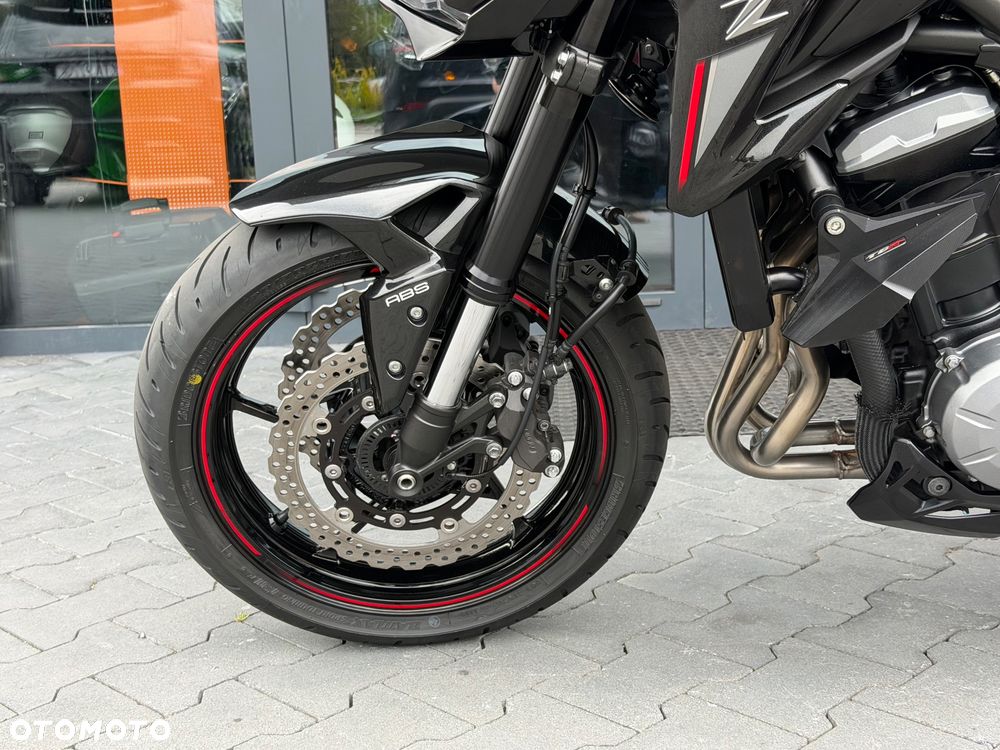 Kawasaki Z 900 - 31