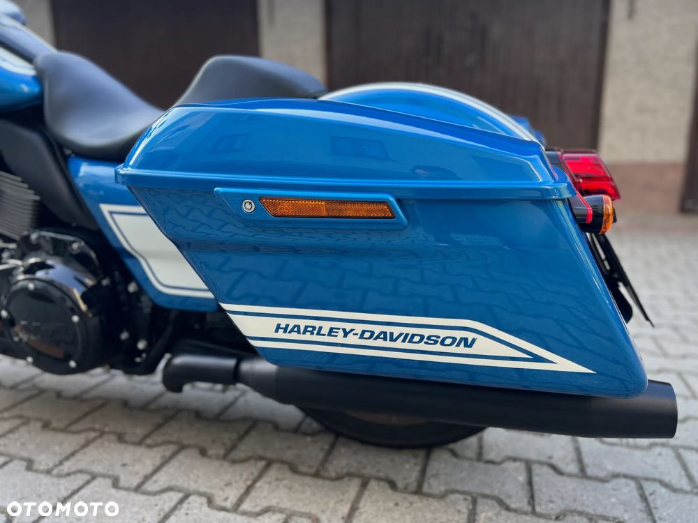 Harley-Davidson Touring Road Glide - 10
