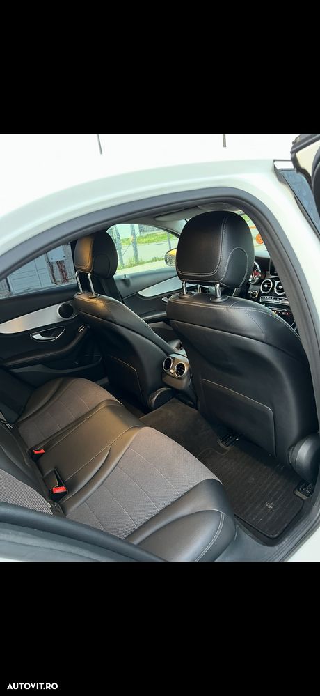 Mercedes-Benz C 220 CDI DPF Automatik BlueEFFICIENCY Avantgarde - 5