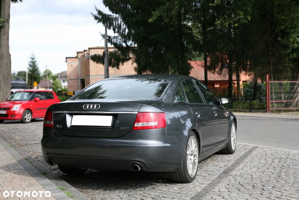 Audi A6 Limousine 2.0T FSI - 8