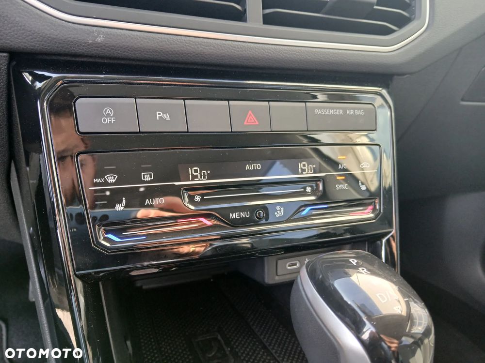 Volkswagen T-Cross 1.5 TSI ACT Style DSG - 19