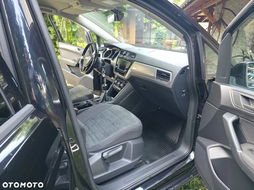 Volkswagen Touran 2.0 TDI BMT Comfortline - 2