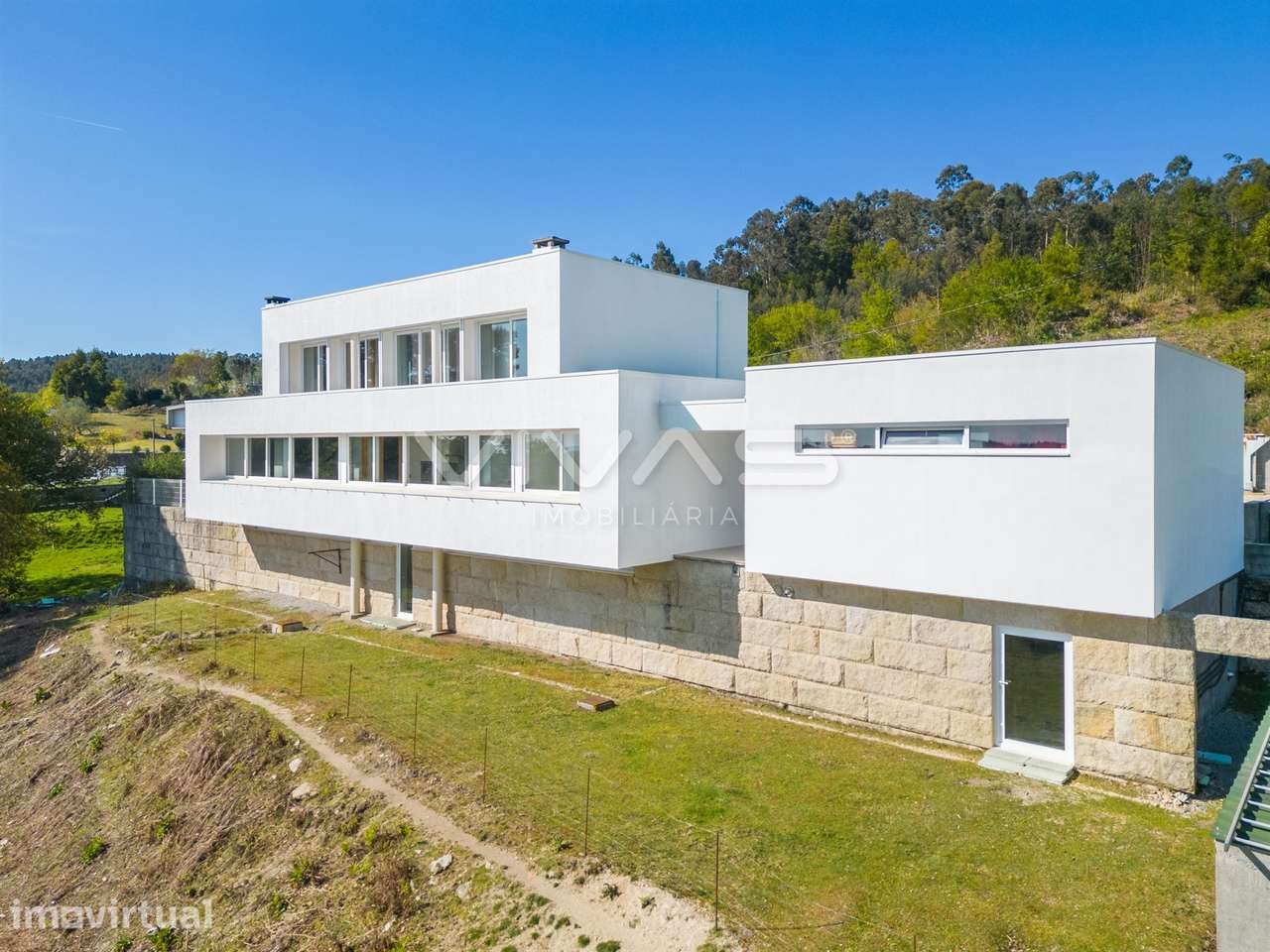 Moradia T4 Venda em Serzedelo,Póvoa de Lanhoso - Grande imagem: 5/43