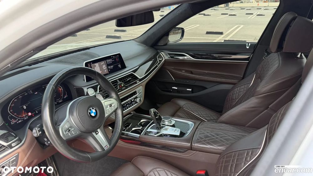 BMW Seria 7 - 16