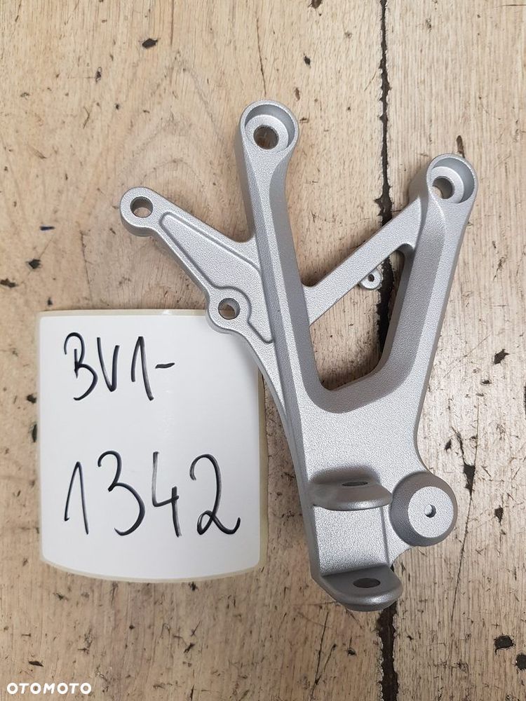 Set kierowcy prawy Honda CBR600 F4  50600-MBW-000ZA - 1