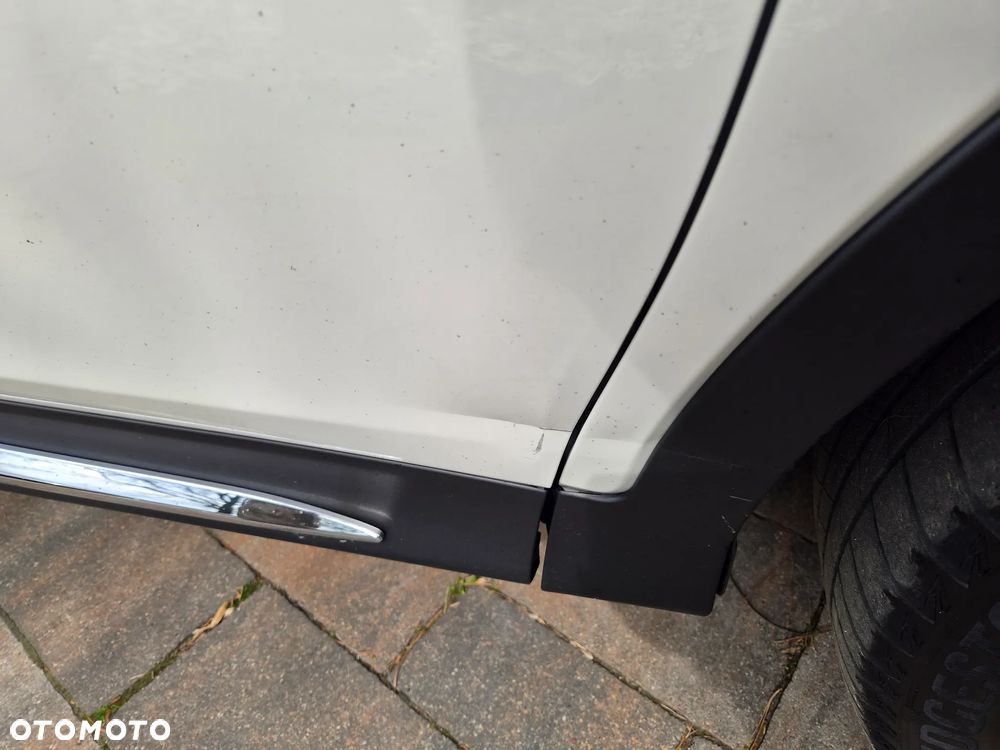 Toyota RAV4 2.0 D-4D Premium 4x2 - 36
