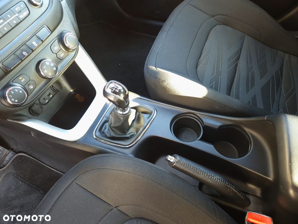 Kia Ceed 1.6 GDI Spirit - 18