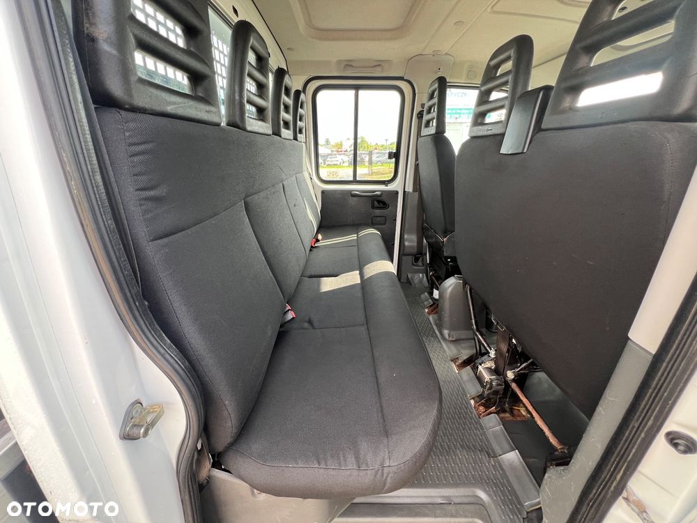 Iveco Daily 29L12 7-osobowa brygadowka (680) - 12
