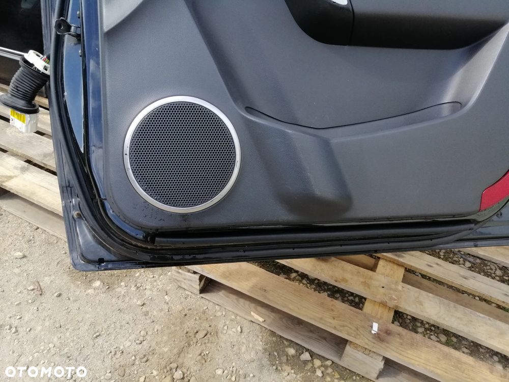 Chevrolet Captiva C100 drzwi kompletne kod lakieru 19U Black Mica bez korozji EU - 17