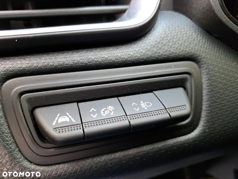 Renault Clio 1.0 TCe Intens - 24