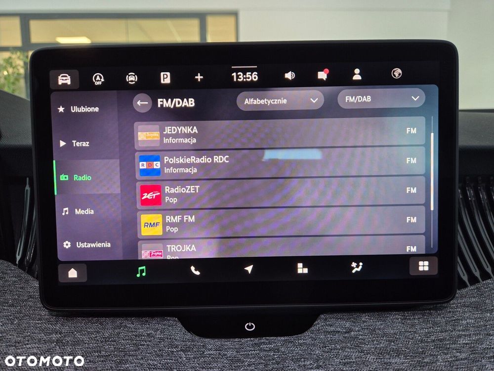 Skoda Superb 2.0 TSI Selection DSG - 22