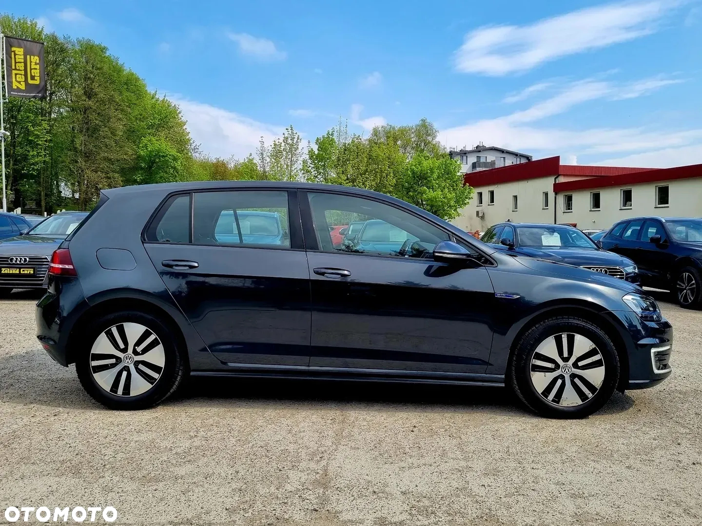 Volkswagen Golf 1.5 eHybrid OPF DSG Style - 4