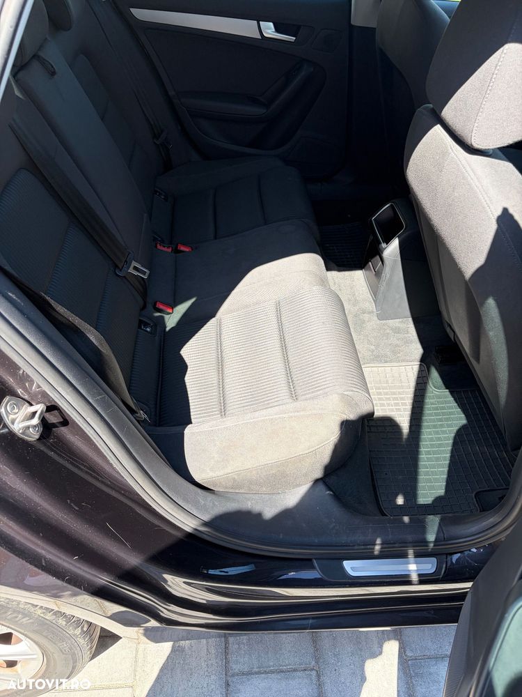 Audi A4 Limuzina 2.0 TDI B8 - 7