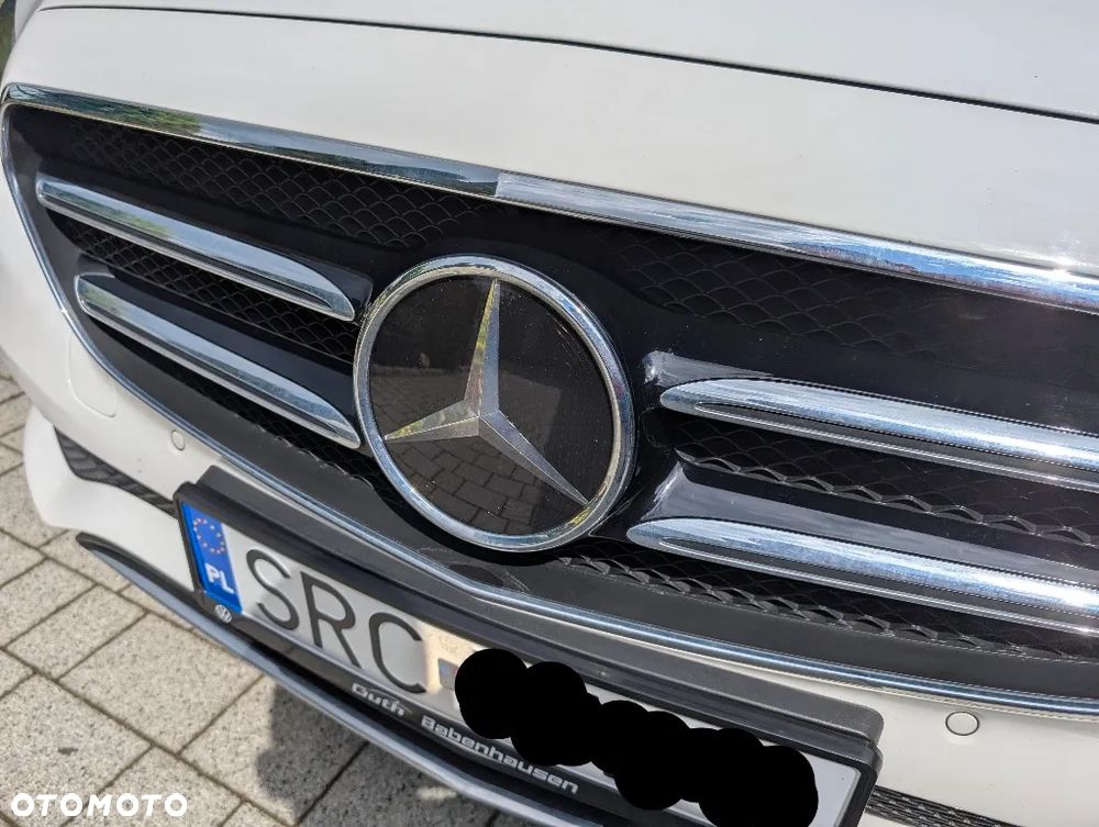 Mercedes-Benz Klasa E ver-300-de-avantgarde - 13