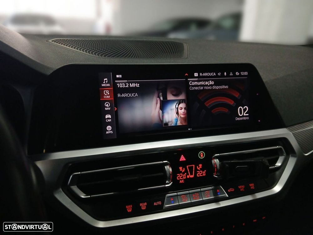 BMW 320 d Touring xDrive Pack M Shadow Auto - 19