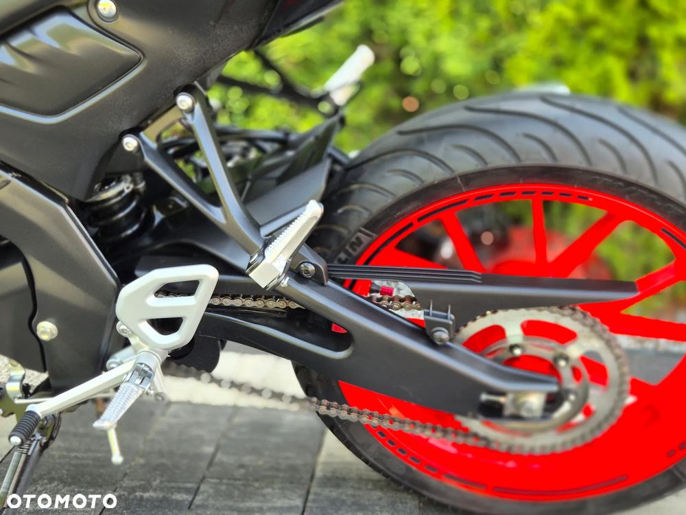 Yamaha MT - 21