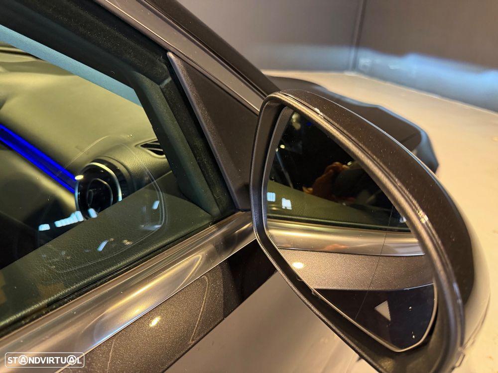 Mercedes-Benz C 300 e Avantgarde - 24